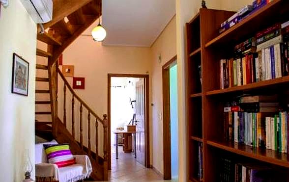 Anavyssos Cottage